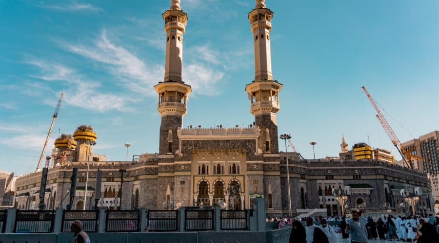 Umrah Uhud Jumeirah Package 1448H