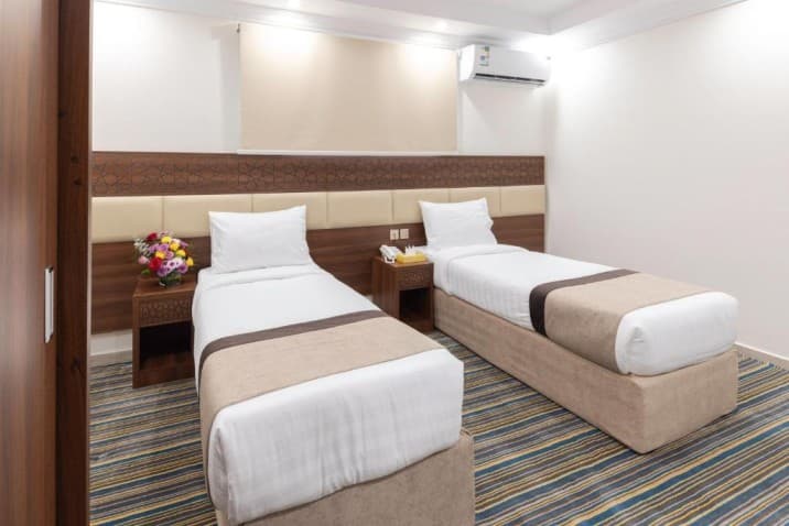 Umrah Saver Plus (Economy Plus) – 12 Days 10 Nights